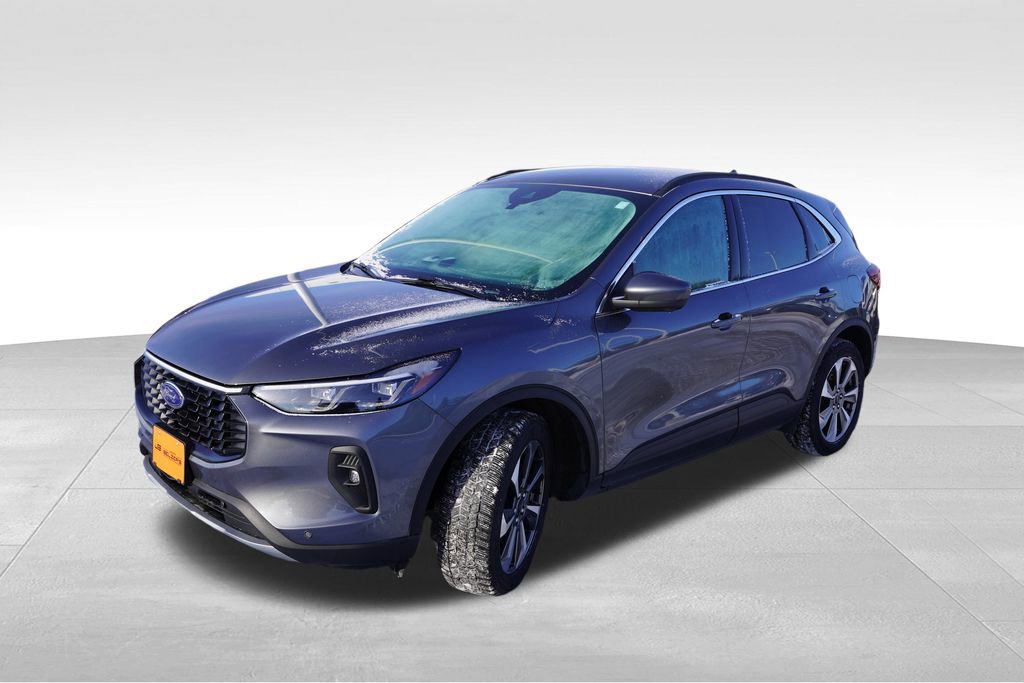 Certified 2024 Ford Escape Platinum image 2