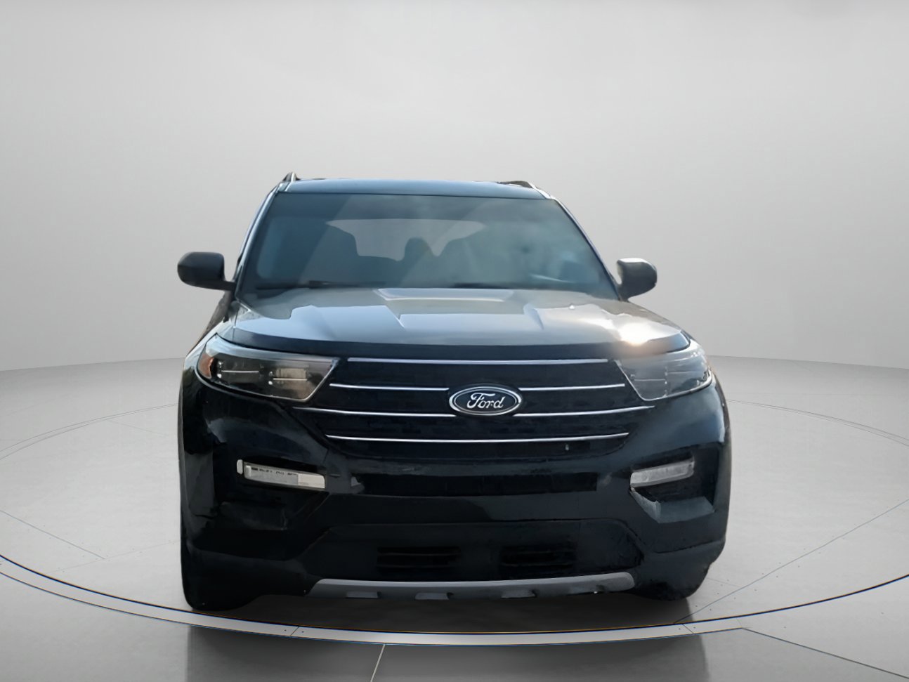 Certified 2022 Ford Explorer XLT w/ Equipment Group 202A image 32