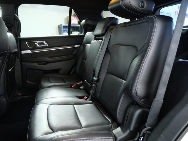 Certified 2018 Ford Explorer Limited w/ Equipment Group 301A AWD/4WD image 11