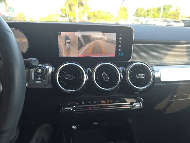 Used 2020 Mercedes-Benz GLB 250 4MATIC image 15