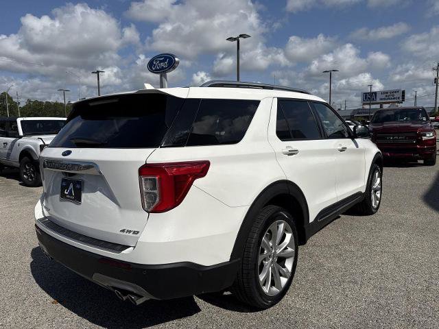 Certified 2022 Ford Explorer Platinum w/ Equipment Group 601A AWD/4WD image 3