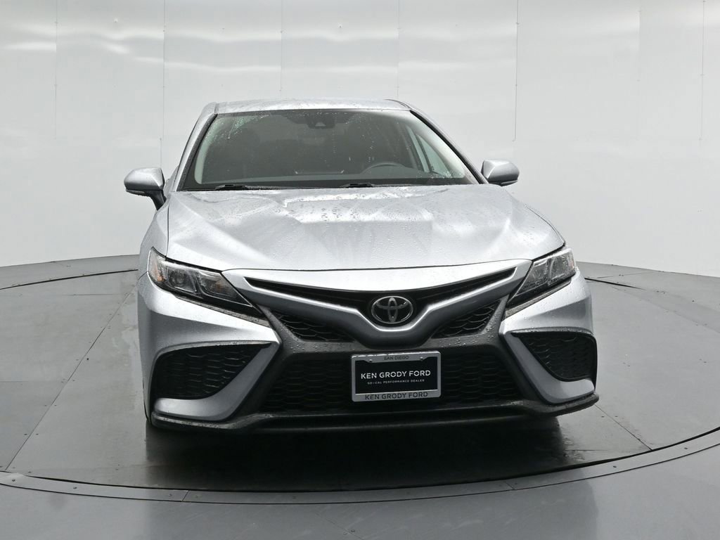 Used 2024 Toyota Camry SE image 29