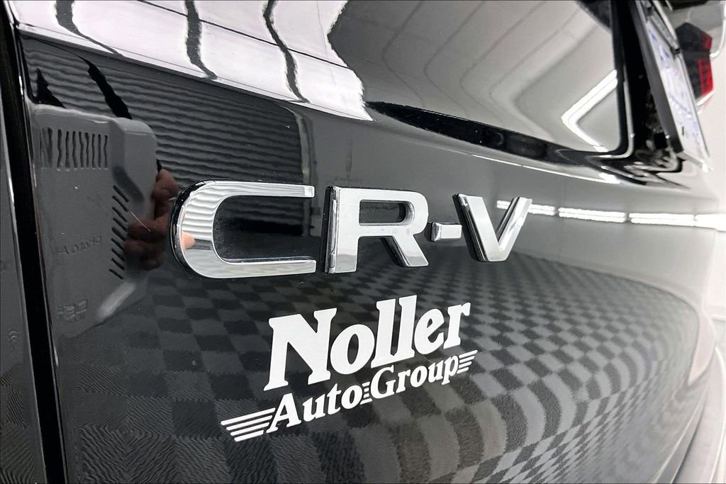 Used 2025 Honda CR-V EX-L image 10