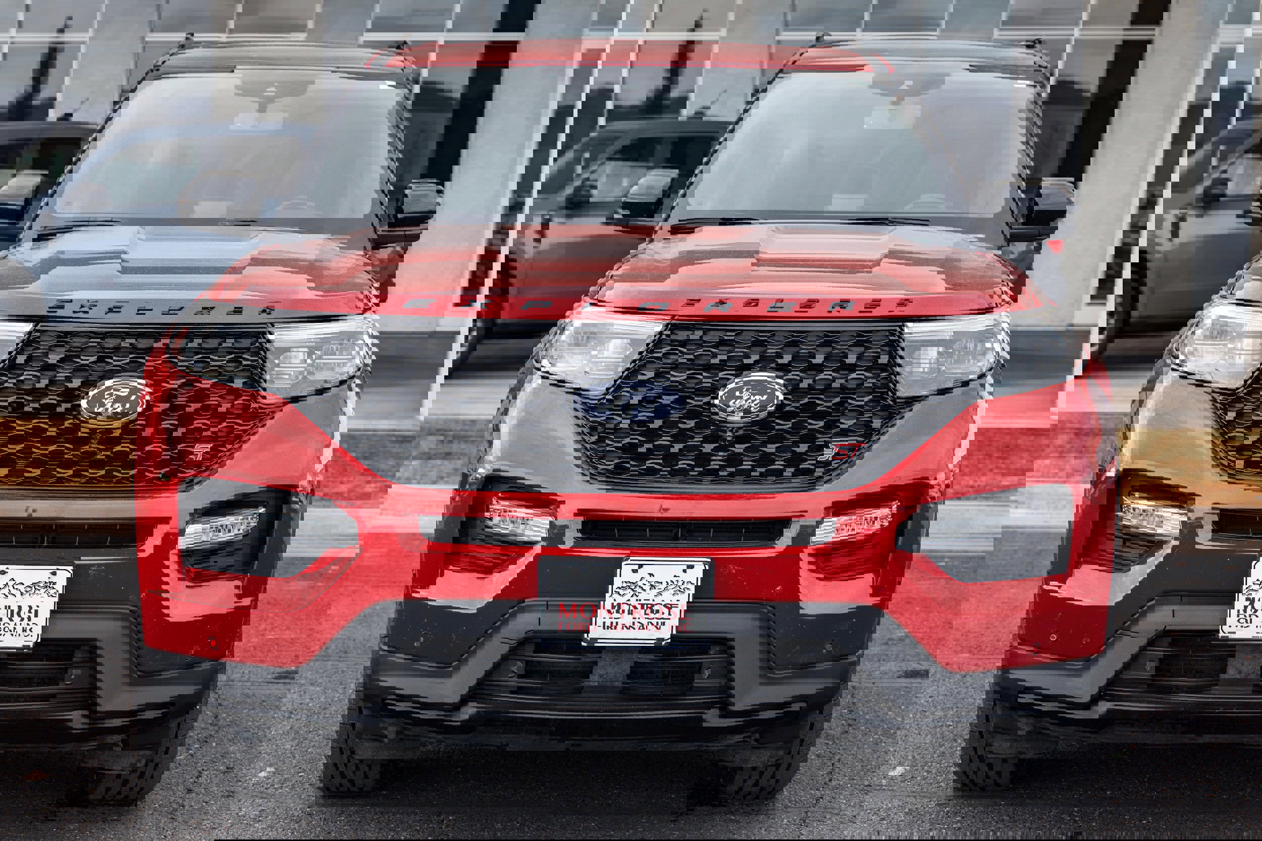 Certified 2020 Ford Explorer ST w/ ST Street Pack image 7