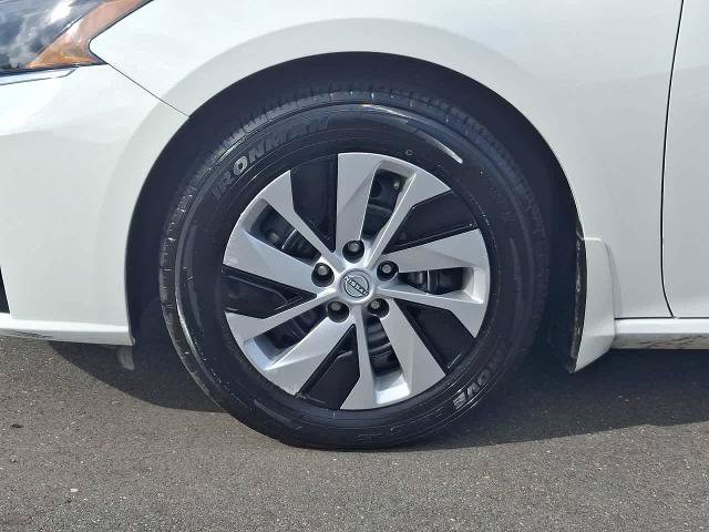 Used 2024 Nissan Altima 2.5 S FWD image 30