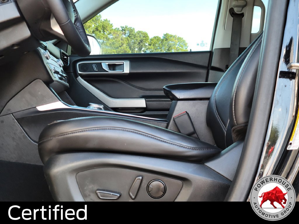 Certified 2024 Ford Explorer XLT w/ Equipment Group 202A RWD image 25