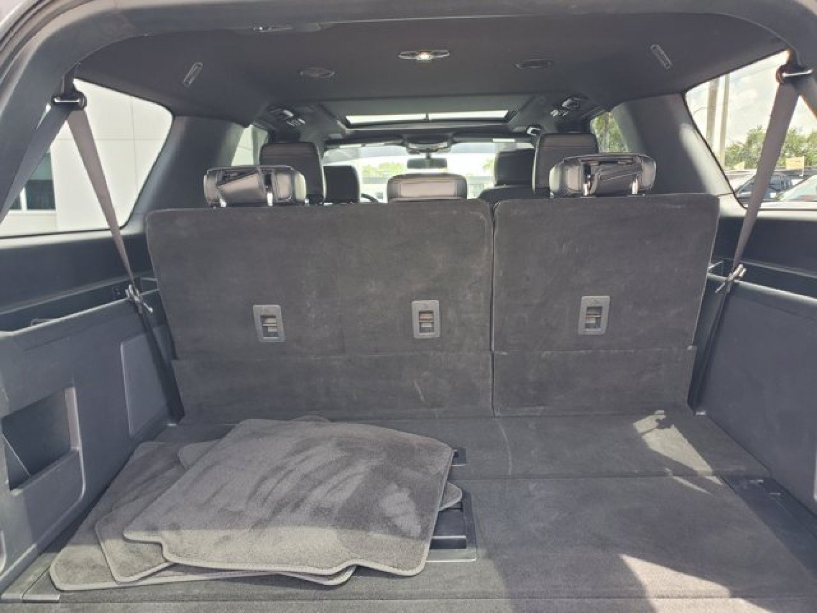 Certified 2024 Ford Expedition Max Platinum RWD image 8