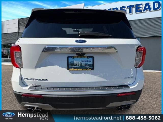 Certified 2022 Ford Explorer Platinum w/ Equipment Group 601A AWD/4WD image 10