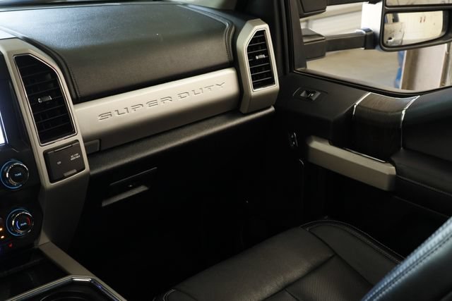 Certified 2020 Ford F250 Lariat w/ Lariat Ultimate Package AWD/4WD image 28
