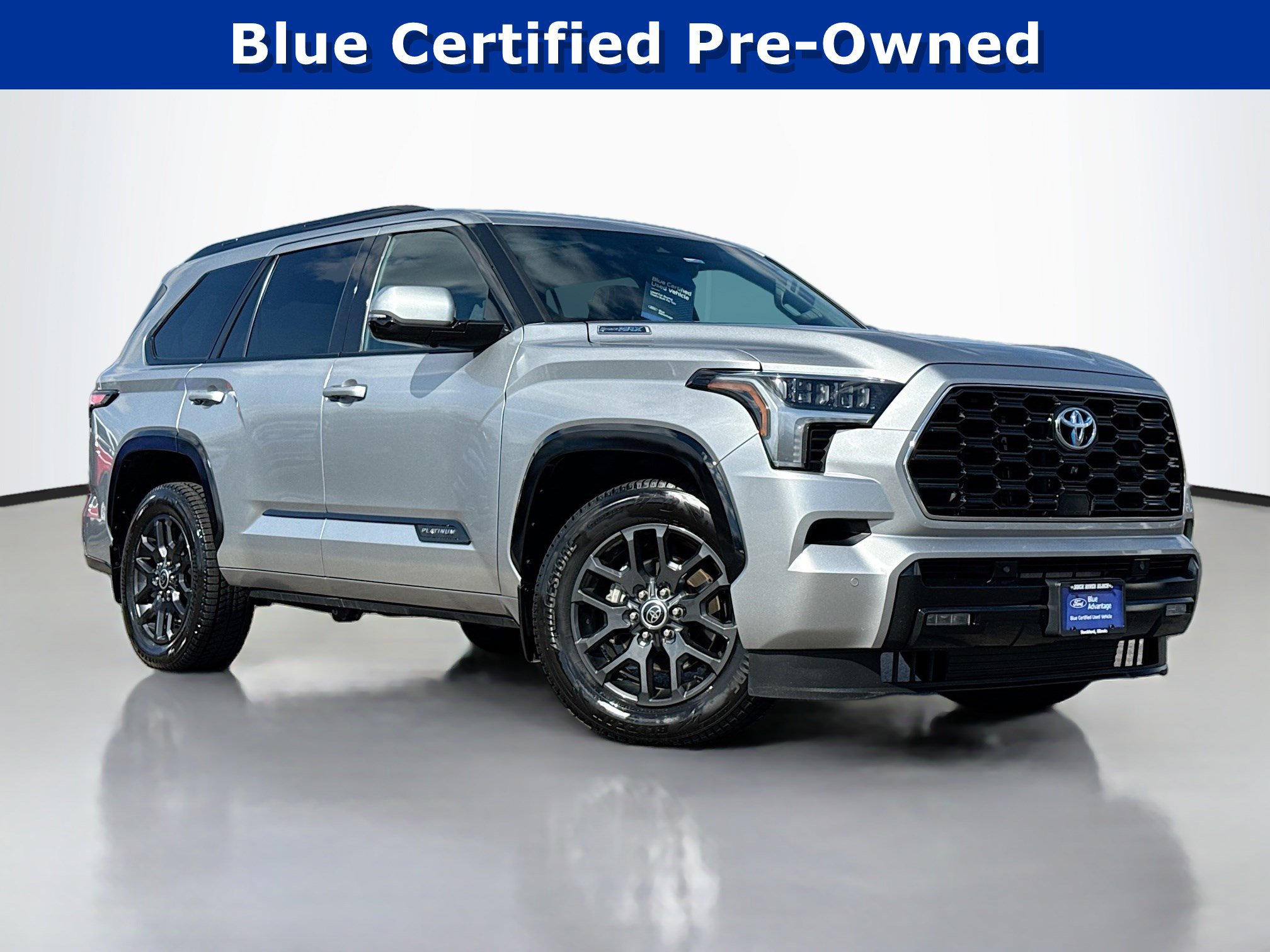 Used 2023 Toyota Sequoia Platinum AWD/4WD image 1