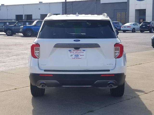 Certified 2024 Ford Explorer XLT w/ Equipment Group 202A AWD/4WD image 3