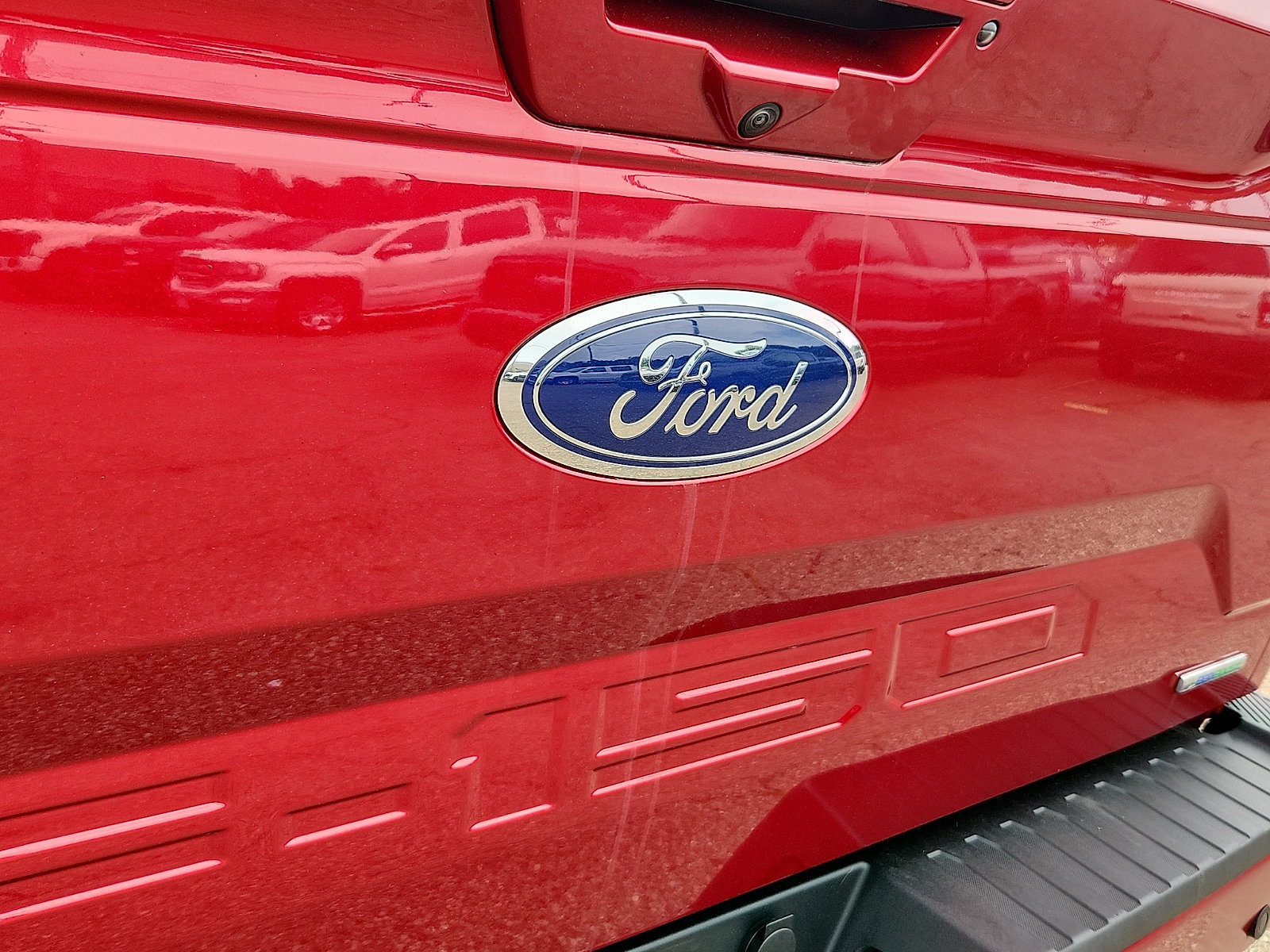 Certified 2019 Ford F150 Lariat w/ Equipment Group 502A Luxury AWD/4WD image 29