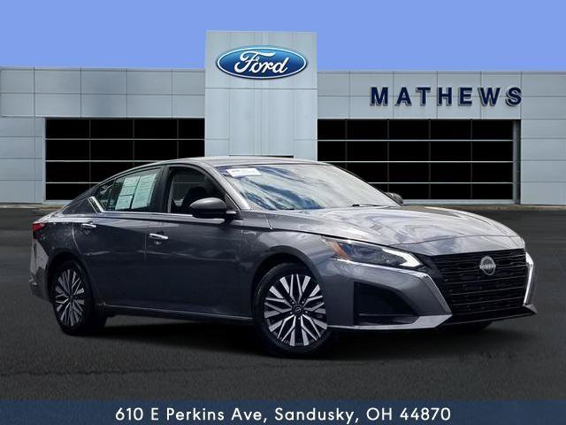 Used 2024 Nissan Altima 2.5 SV