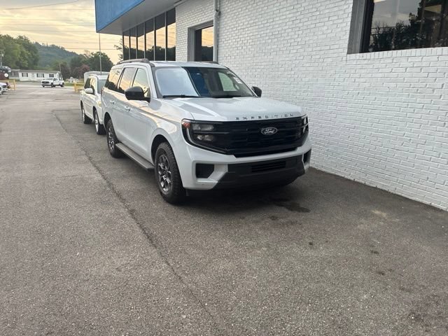 Certified 2025 Ford Expedition Active RWD image 42
