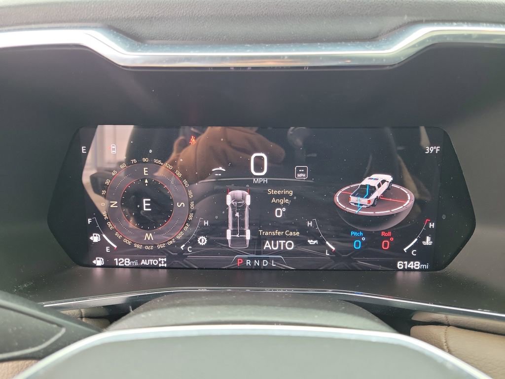 Used 2024 GMC Canyon Denali image 25