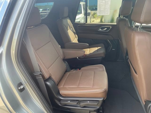 Used 2024 Chevrolet Tahoe High Country AWD/4WD image 23