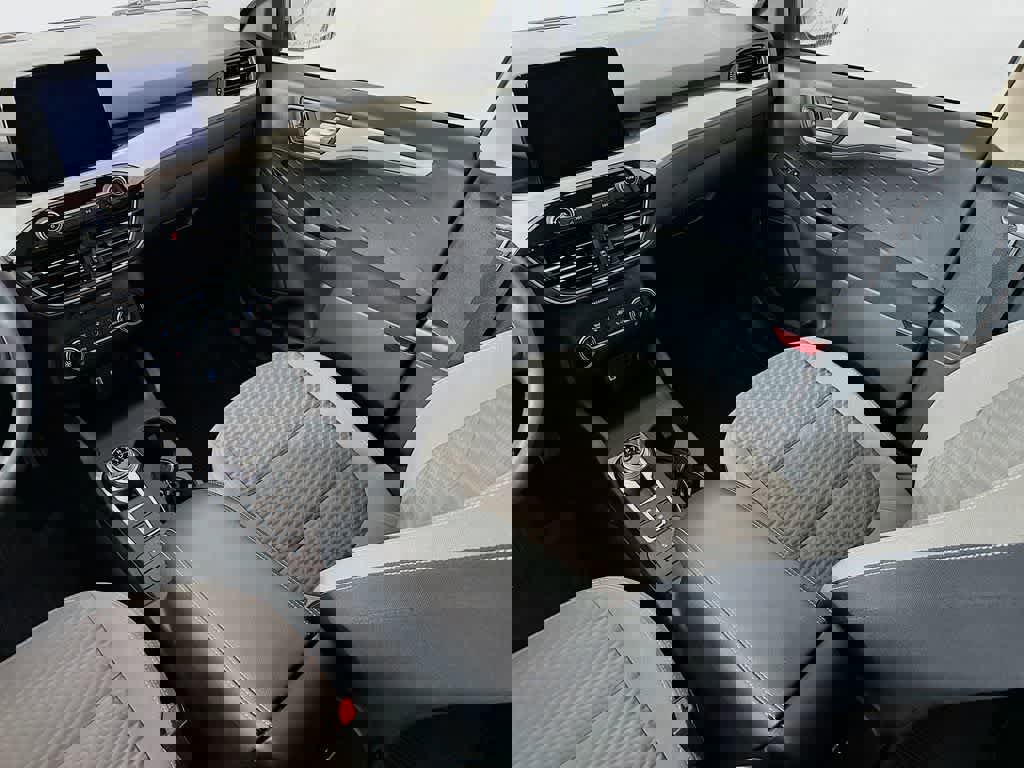 Certified 2020 Ford Escape SE image 14