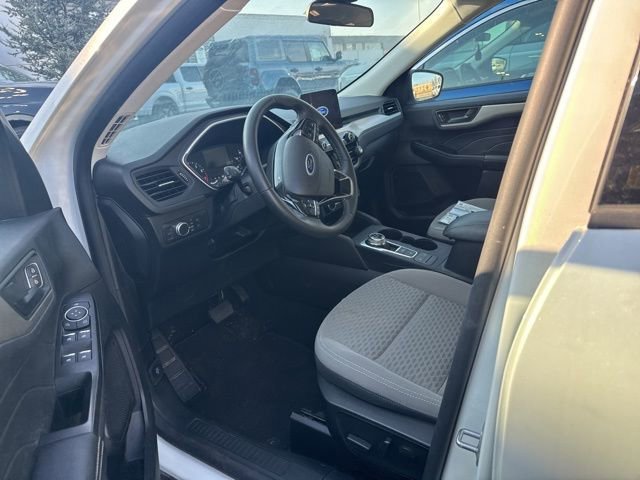 Certified 2022 Ford Escape SE w/ SE Sport Appearance Package image 12