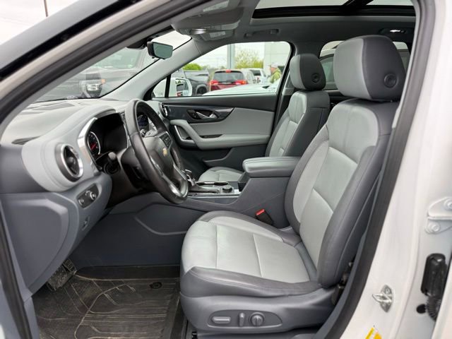 Used 2020 Chevrolet Blazer LT w/ Sound & Technology Package FWD image 16