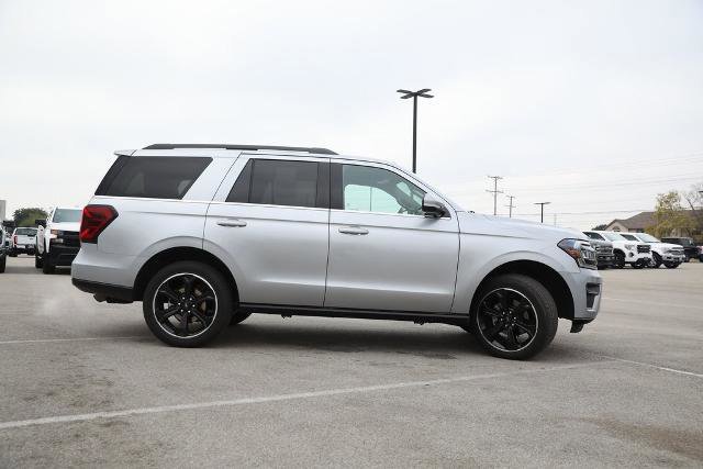 Certified 2024 Ford Expedition Limited image 11