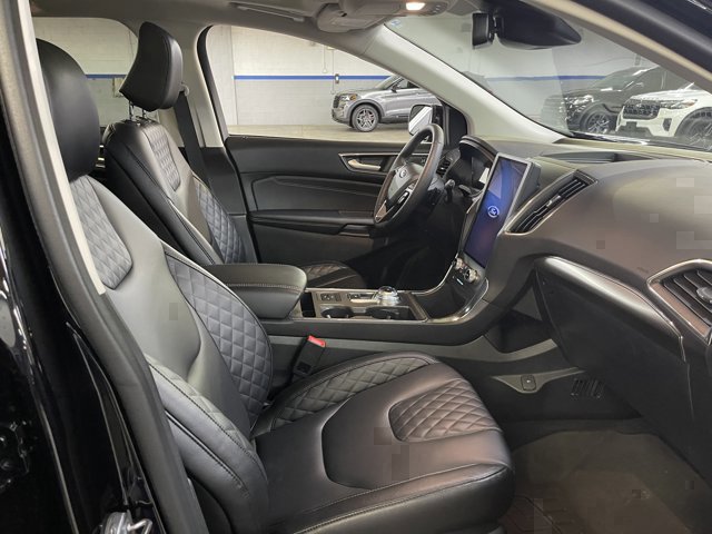 Certified 2023 Ford Edge Titanium w/ Class II Trailer Tow Package AWD/4WD image 19