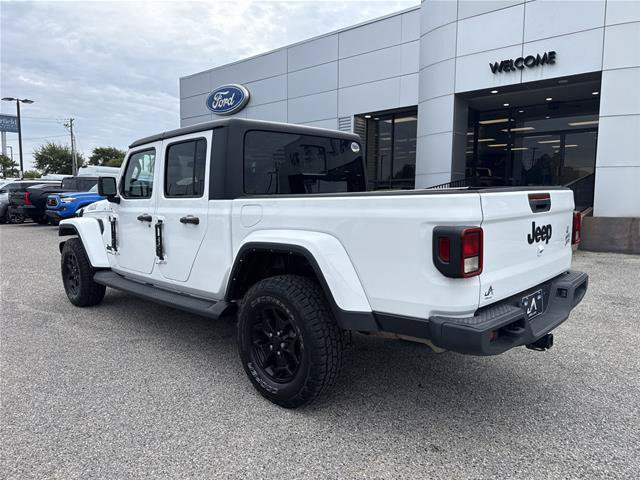 Used 2022 Jeep Gladiator Sport AWD/4WD image 12