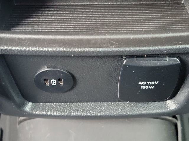 Certified 2023 Ford Edge ST-Line image 29