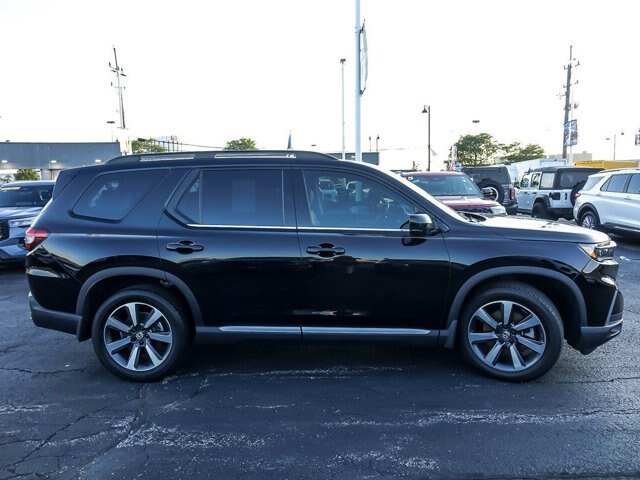 Used 2024 Honda Pilot Elite image 9