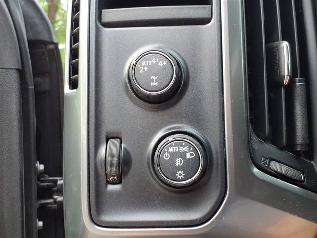 Used 2018 Chevrolet Silverado 1500 LT w/ All Star Edition AWD/4WD image 15