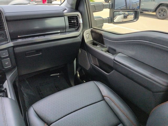 Certified 2025 Ford F250 Lariat w/ Lariat Ultimate Package AWD/4WD image 17