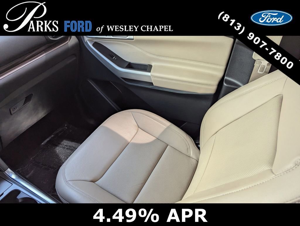Certified 2022 Ford Explorer Limited w/ Equipment Group 301A image 14