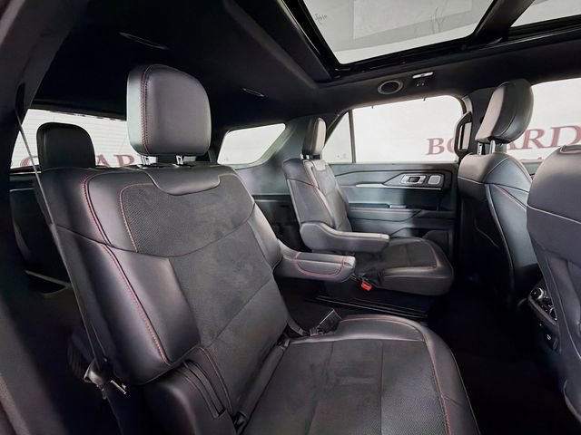 Certified 2025 Ford Explorer ST AWD/4WD image 35