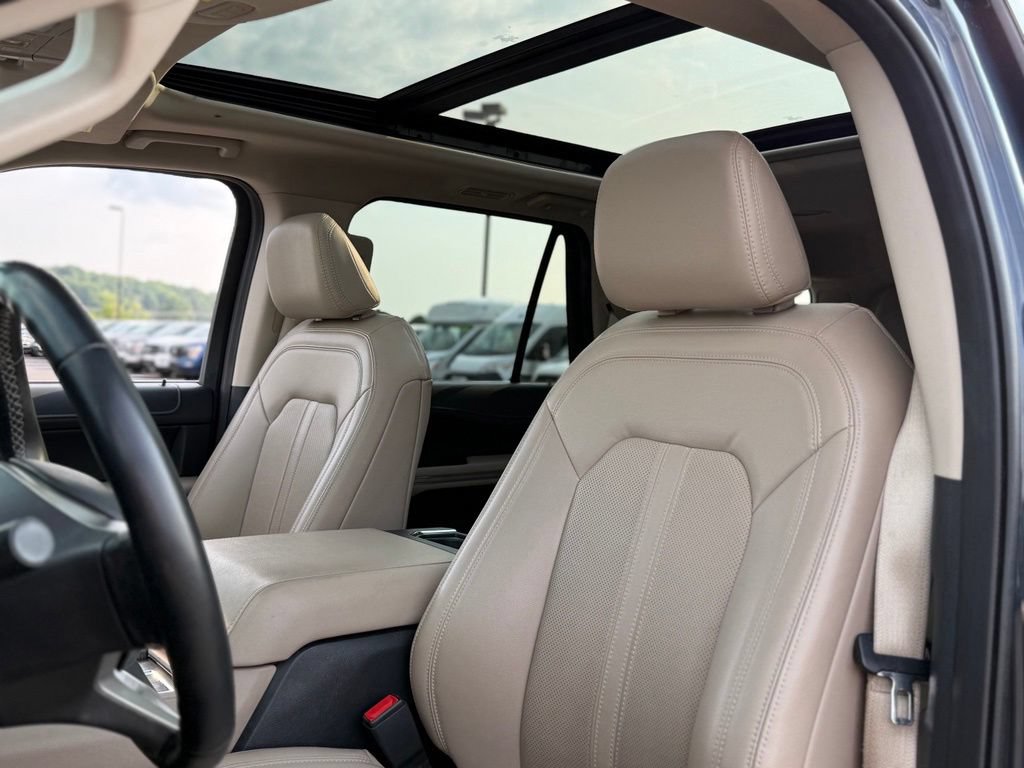 Certified 2023 Ford Expedition Limited AWD/4WD image 11