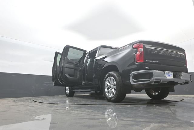 Used 2021 Chevrolet Silverado 1500 LTZ w/ Technology Package AWD/4WD image 46