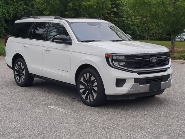 Certified 2025 Ford Expedition Platinum w/ Driver's Package AWD/4WD image 1