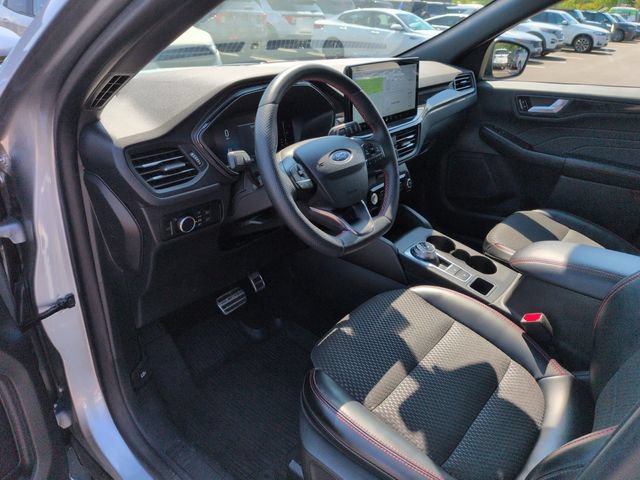 Certified 2024 Ford Escape ST-Line w/ Tech Pack #1 AWD/4WD image 29
