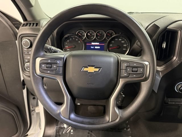 Used 2022 Chevrolet Silverado 1500 Custom w/ Safety Confidence Package AWD/4WD image 22