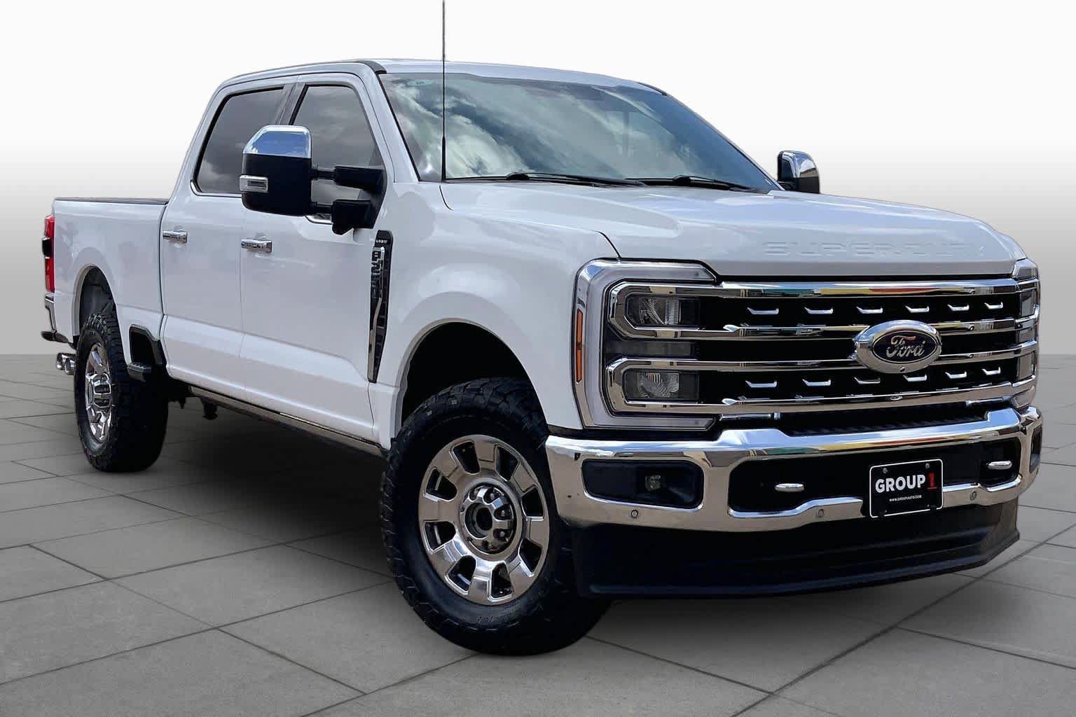 Certified 2024 Ford F250 Lariat w/ Lariat Ultimate Package AWD/4WD image 3