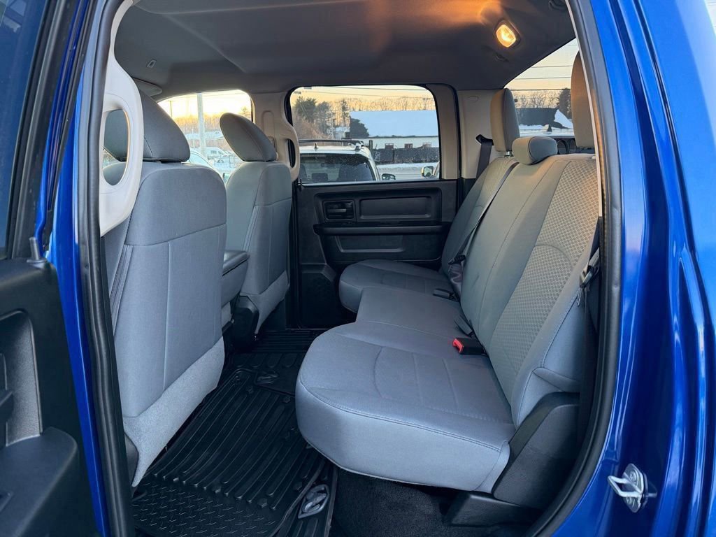 Used 2017 RAM 1500 Express image 16