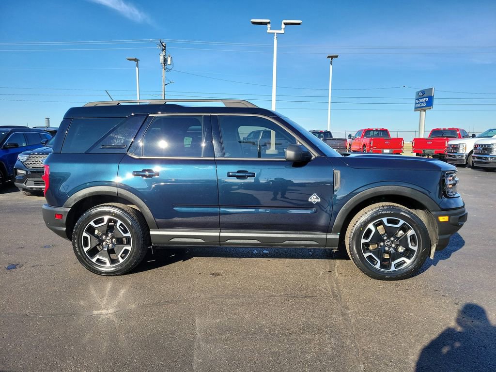 Certified 2021 Ford Bronco Sport Outer Banks w/ Outer Banks Package image 3