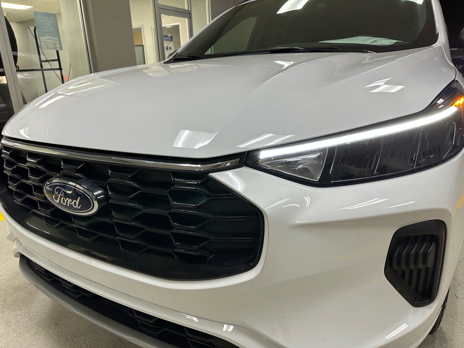 Certified 2023 Ford Escape ST-Line w/ Tech Pack #1 image 6