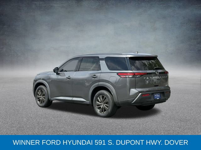 Used 2022 Nissan Pathfinder S image 2