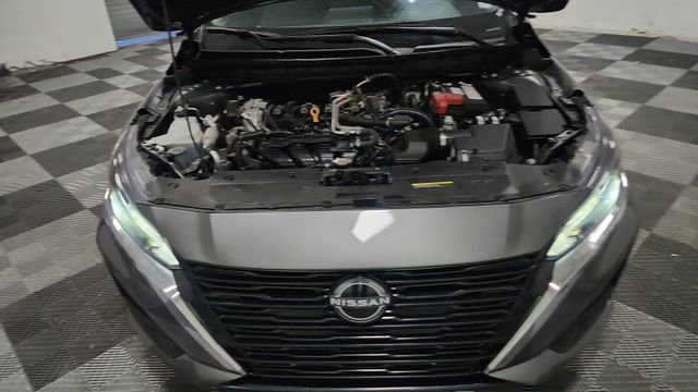 Used 2024 Nissan Altima 2.5 SV image 18