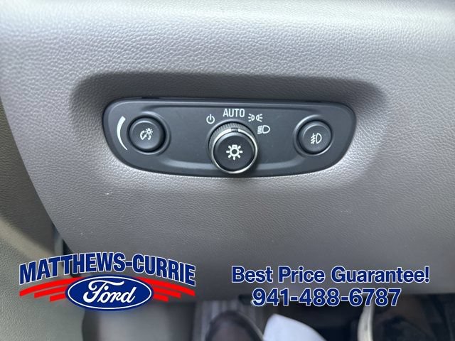 Used 2020 Chevrolet Traverse LT w/ LT Premium Package FWD image 27