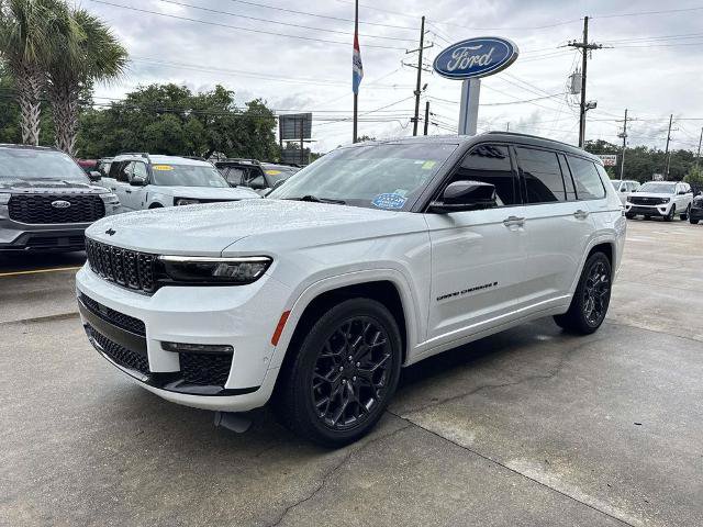 Used 2025 Jeep Grand Cherokee L Summit AWD/4WD image 3
