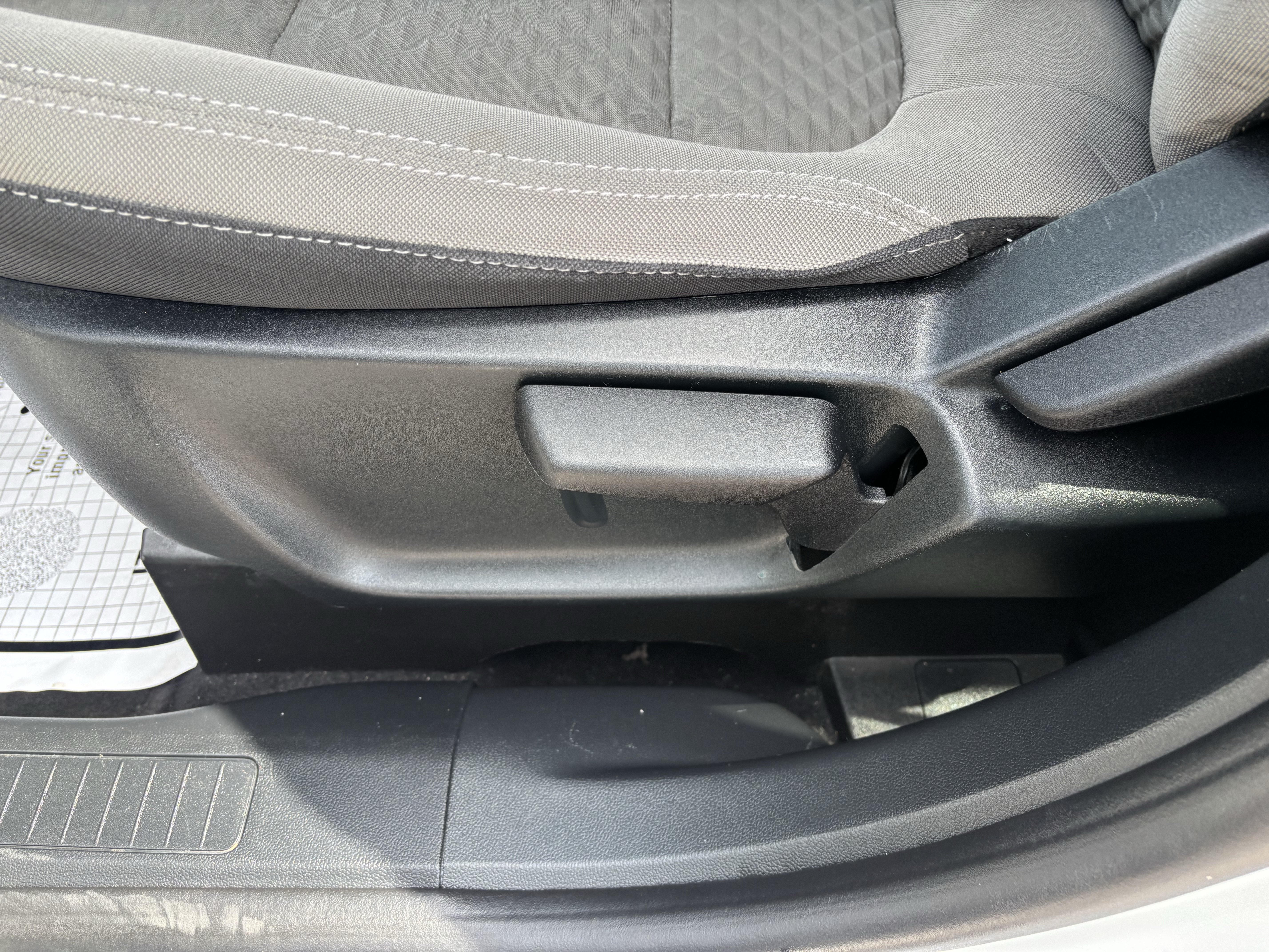 Certified 2022 Ford Escape SE FWD image 13