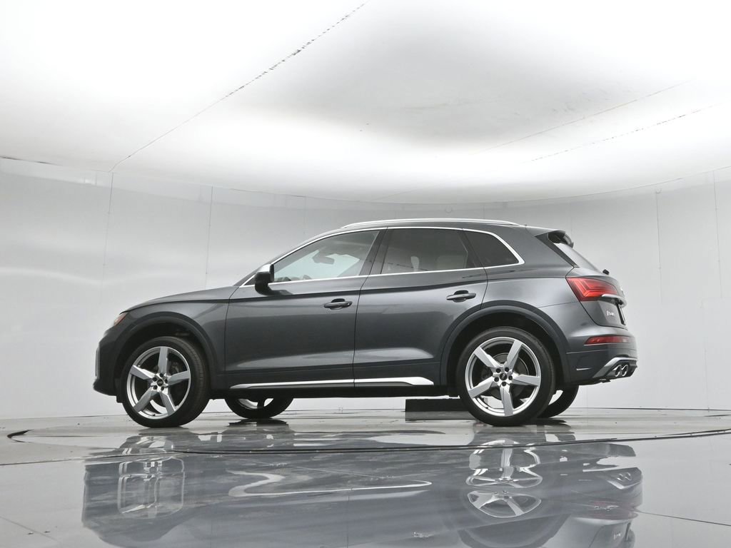 Used 2021 Audi SQ5 Premium w/ Convenience Package image 24