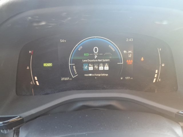 Used 2025 Toyota Camry SE FWD image 27