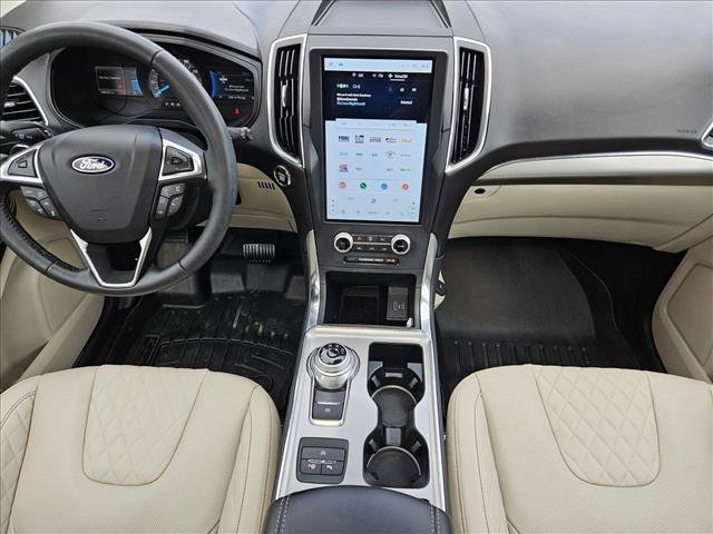 Certified 2024 Ford Edge Titanium w/ Titanium Elite Package AWD/4WD image 18
