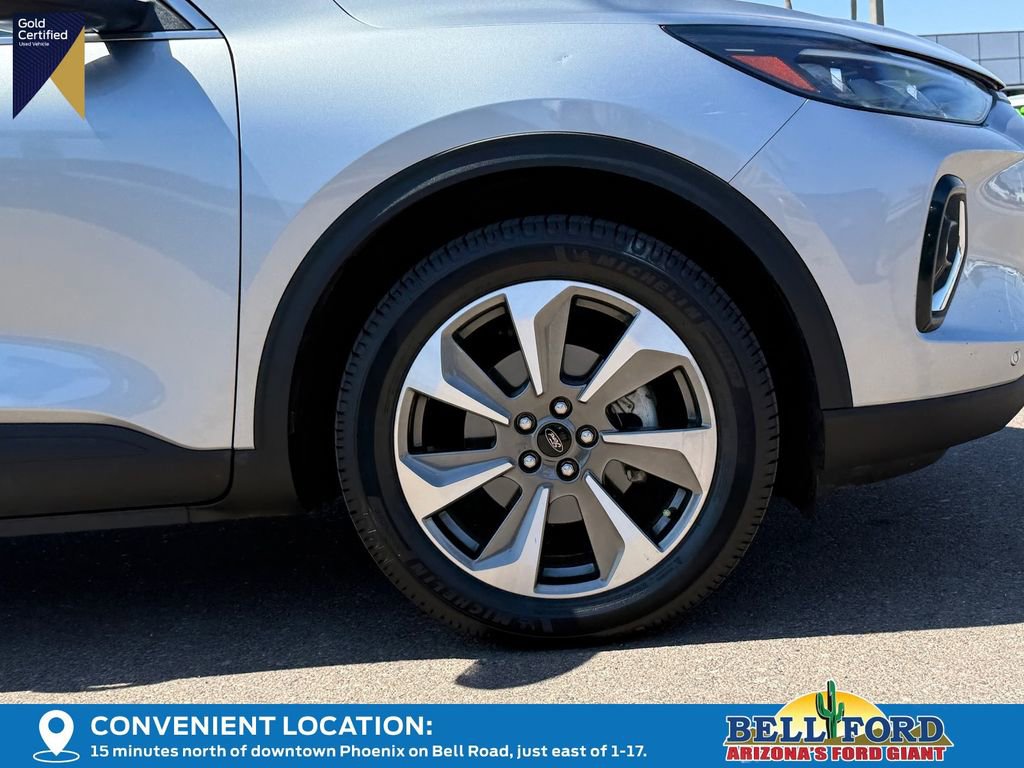 Certified 2023 Ford Escape Platinum AWD/4WD image 5